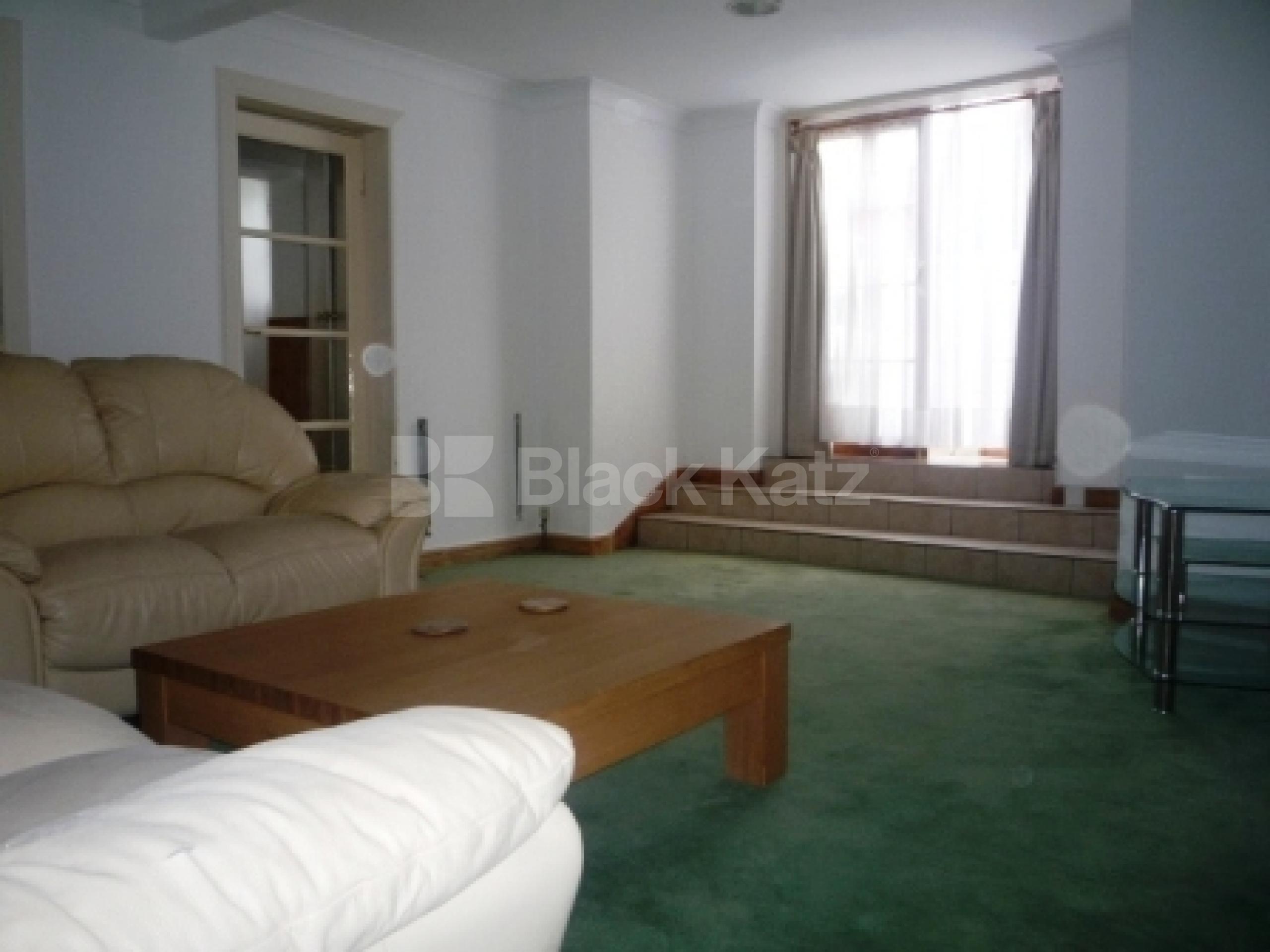 			LET, 1 Bedroom, 1 bath, 1 reception Flat			 Dukes Avenue, MUSWELL HILL N10