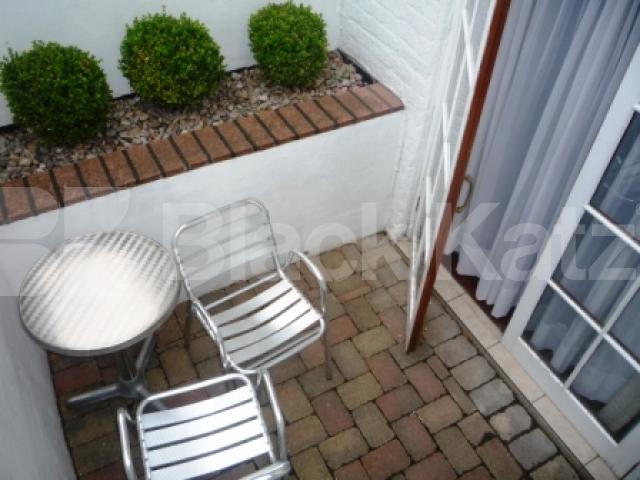 			LET, 1 Bedroom, 1 bath, 1 reception Flat			 Dukes Avenue, MUSWELL HILL