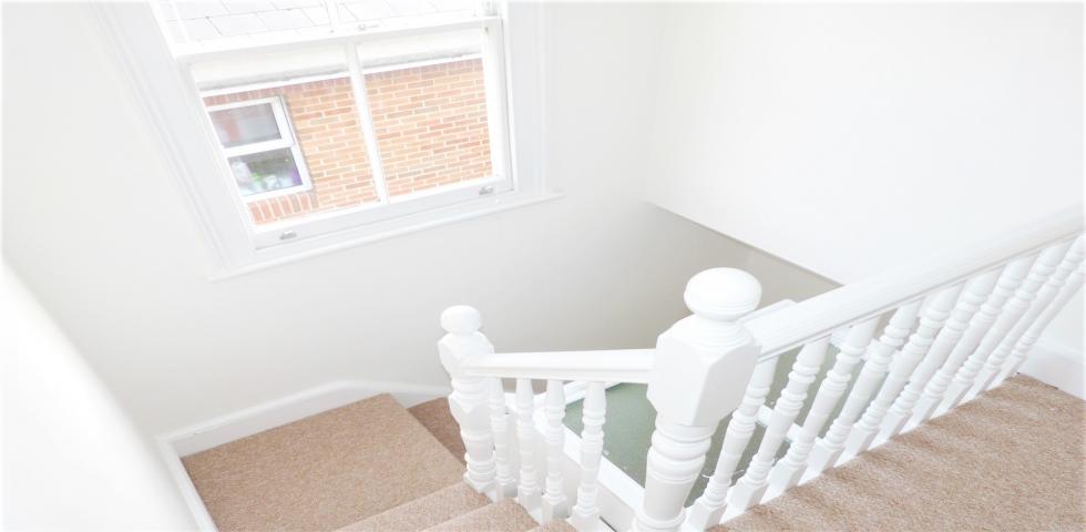			3 Bedroom, 1 bath, 1 reception Flat			 Mowbray Road, KILBURN 