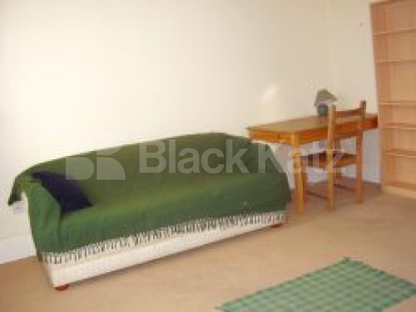 			1 Bedroom, 1 bath, 1 reception Flat			 Rufford Street, KINGS CROSS/ISLINGTON N1