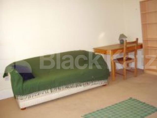 			1 Bedroom, 1 bath, 1 reception Flat			 Rufford Street, KINGS CROSS/ISLINGTON N1