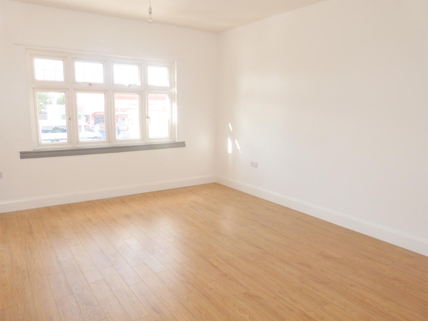 			Newly refurbished., Studio Apartment, 1 bath, 1 reception Flat			 Dudden Hill Lane, DOLLIS HILL