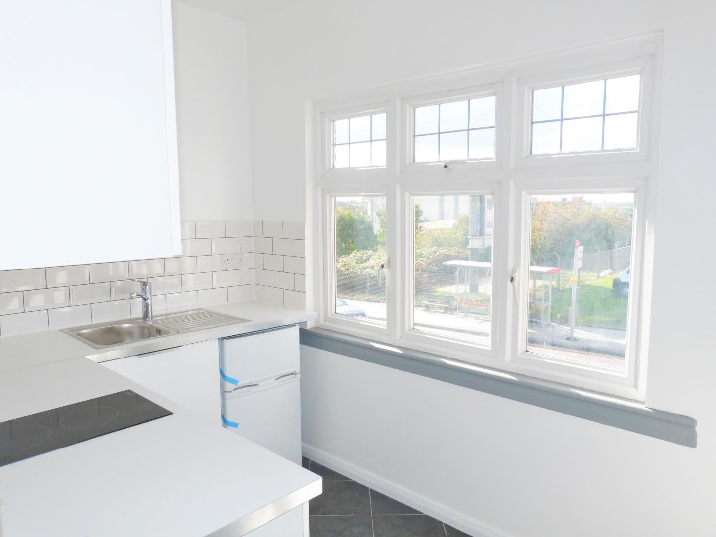 			Newly refurbished., Studio Apartment, 1 bath, 1 reception Flat			 Dudden Hill Lane, DOLLIS HILL