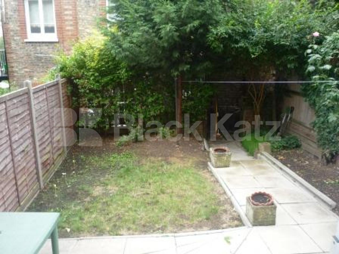 			1 Bedroom, 1 bath, 1 reception Ground Floor Flat			 Muswell Hill, Muswell Hill