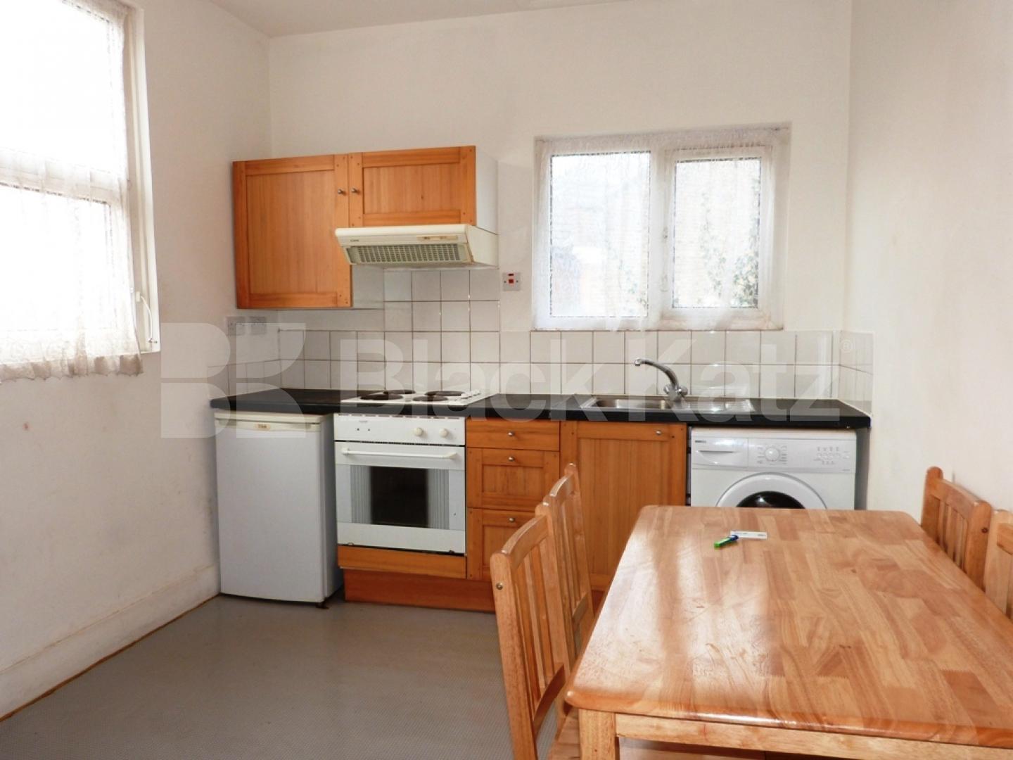 			NEW INSTRCTION near the tube!, 1 Bedroom, 1 bath, 1 reception Flat			 Vartry Road, Manor House