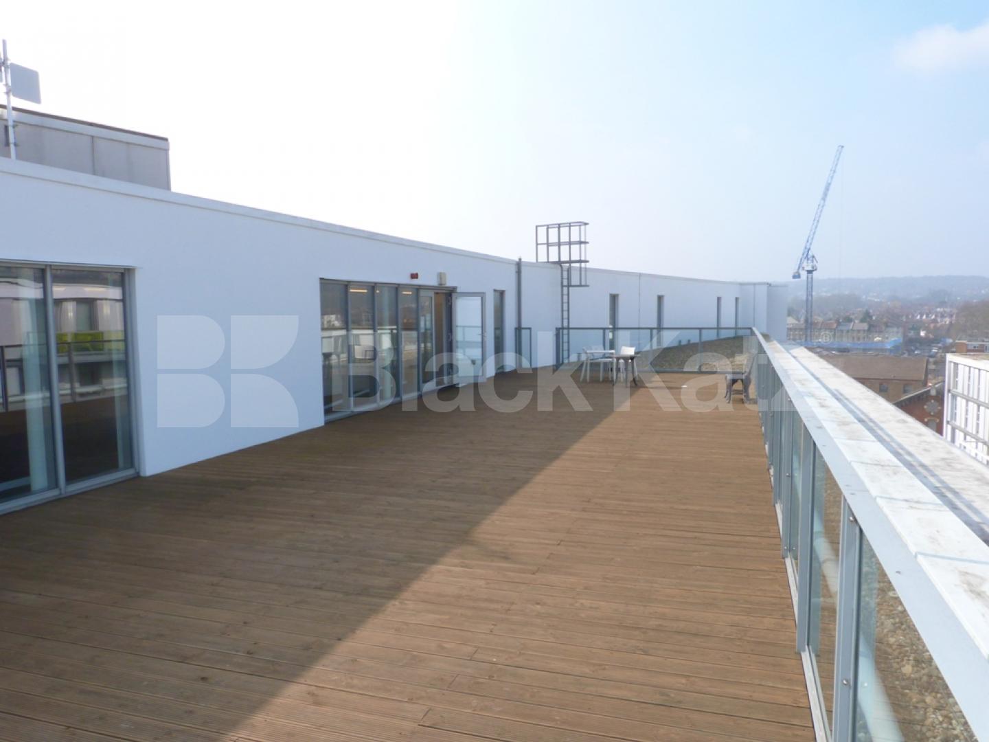 			1 Bedroom, 1 bath, 1 reception Apartment			 New River Village, Hornsey