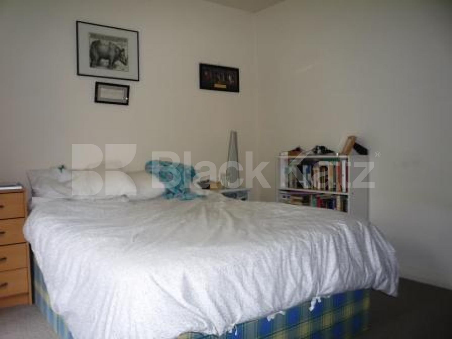 			2 Bedroom, 1 bath, 1 reception Flat			 Shepherds Hill, HIGHGATE