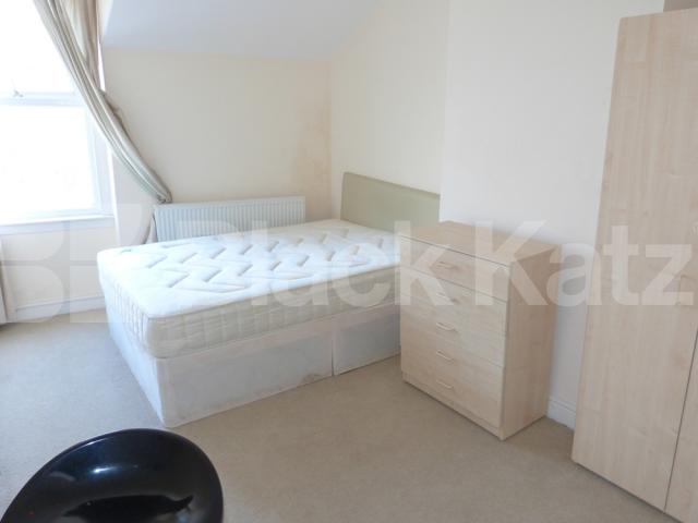 			2 Bedroom, 1 bath, 1 reception Flat			 Coleridge Road, CROUCH END