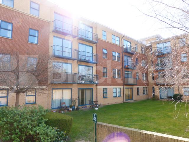 			Brand new serviced apartment in the heart of Crouch End , 2 Bedroom, 1 bath, 1 reception Serviced Apartments			 Northpoint , Tottenham Lane, Crouch End