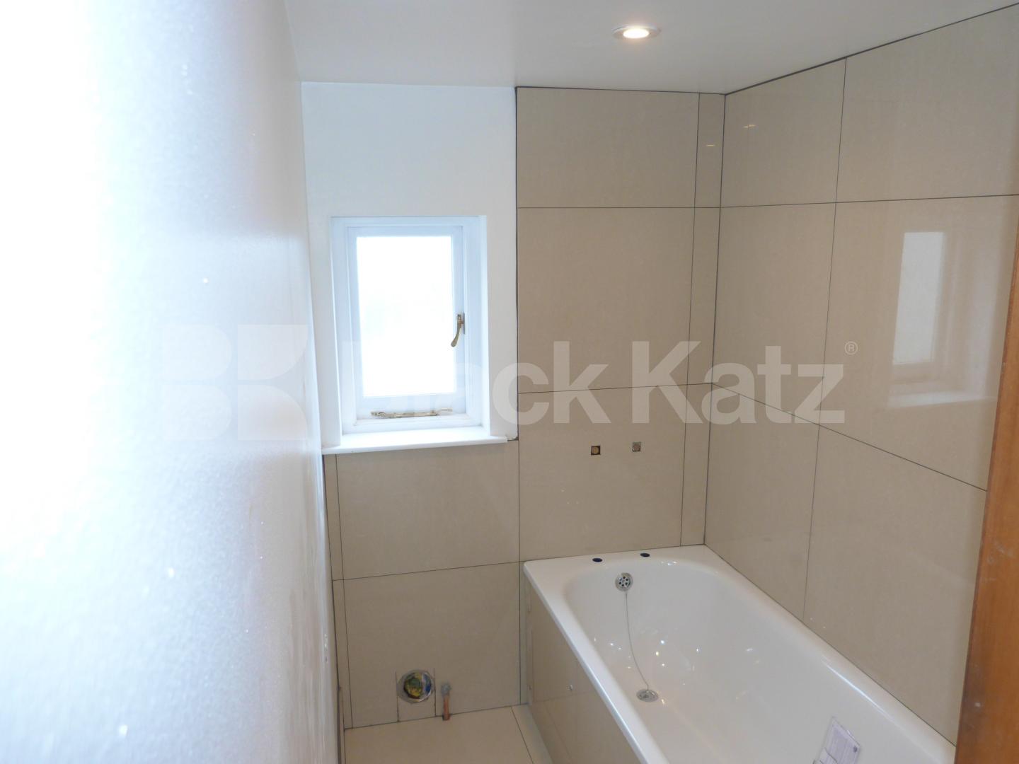 			1 Bedroom, 1 bath, 1 reception Flat			 Park Road, Crouch End