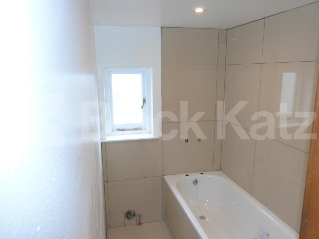 			1 Bedroom, 1 bath, 1 reception Flat			 Park Road, Crouch End