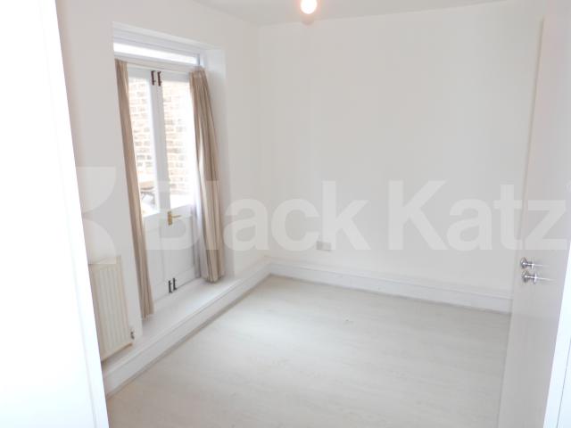 			1 Bedroom, 1 bath, 1 reception Flat			 Park Road, Crouch End