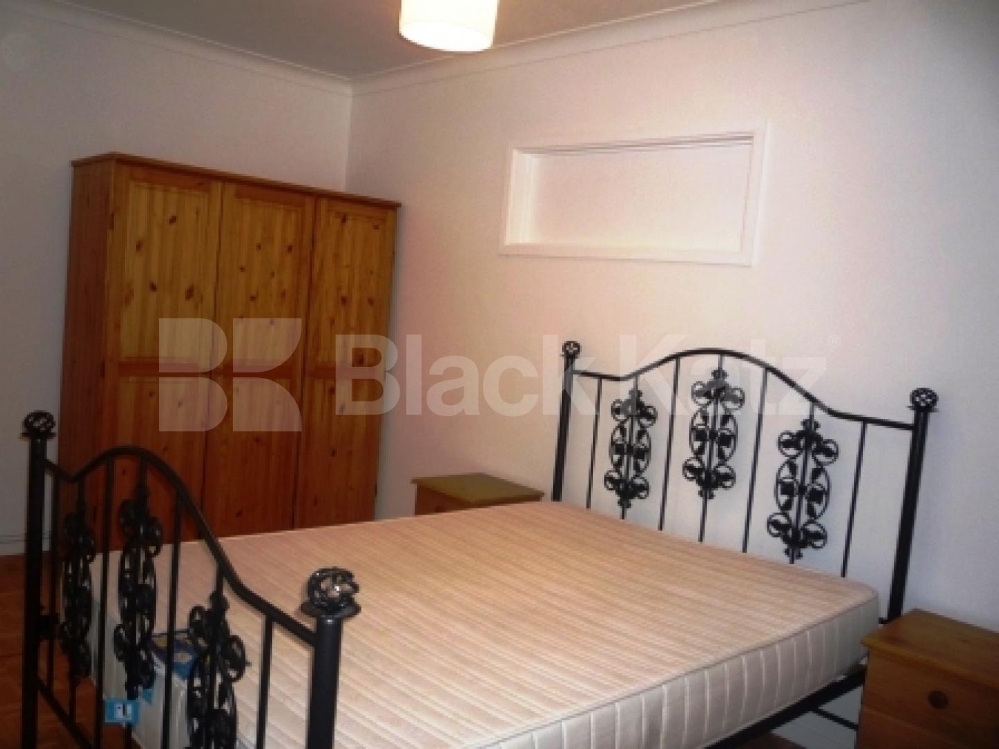 			2 Bedroom, 1 bath, 1 reception Flat			 Palmerston Road, BOUNDS GREEN