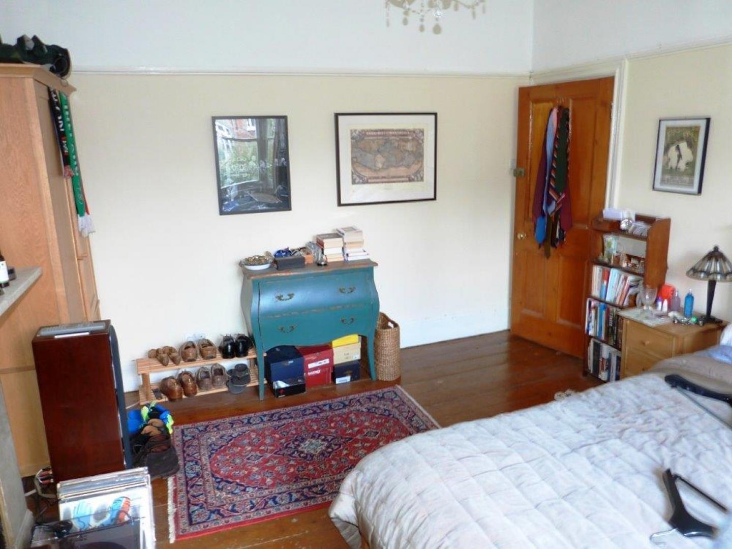 			3 Bedroom, 1 bath, 1 reception Flat			 Birchington Road, CROUCH END