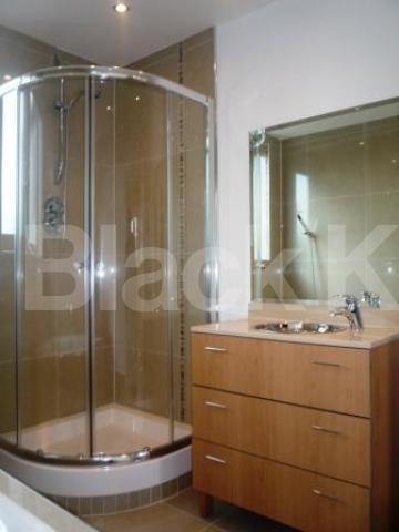 			A lovely house with garden - perfect family home, 4 Bedroom, 1 bath, 1 reception Semi-Detached House			 Colney Hatch Lane, Muswell Hill