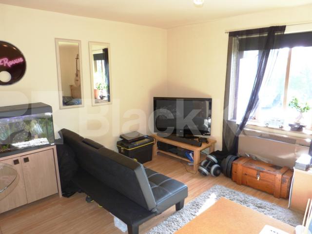 			LET, Studio Apartment, 1 bath, 1 reception Studio			 Station Road, High Barnet