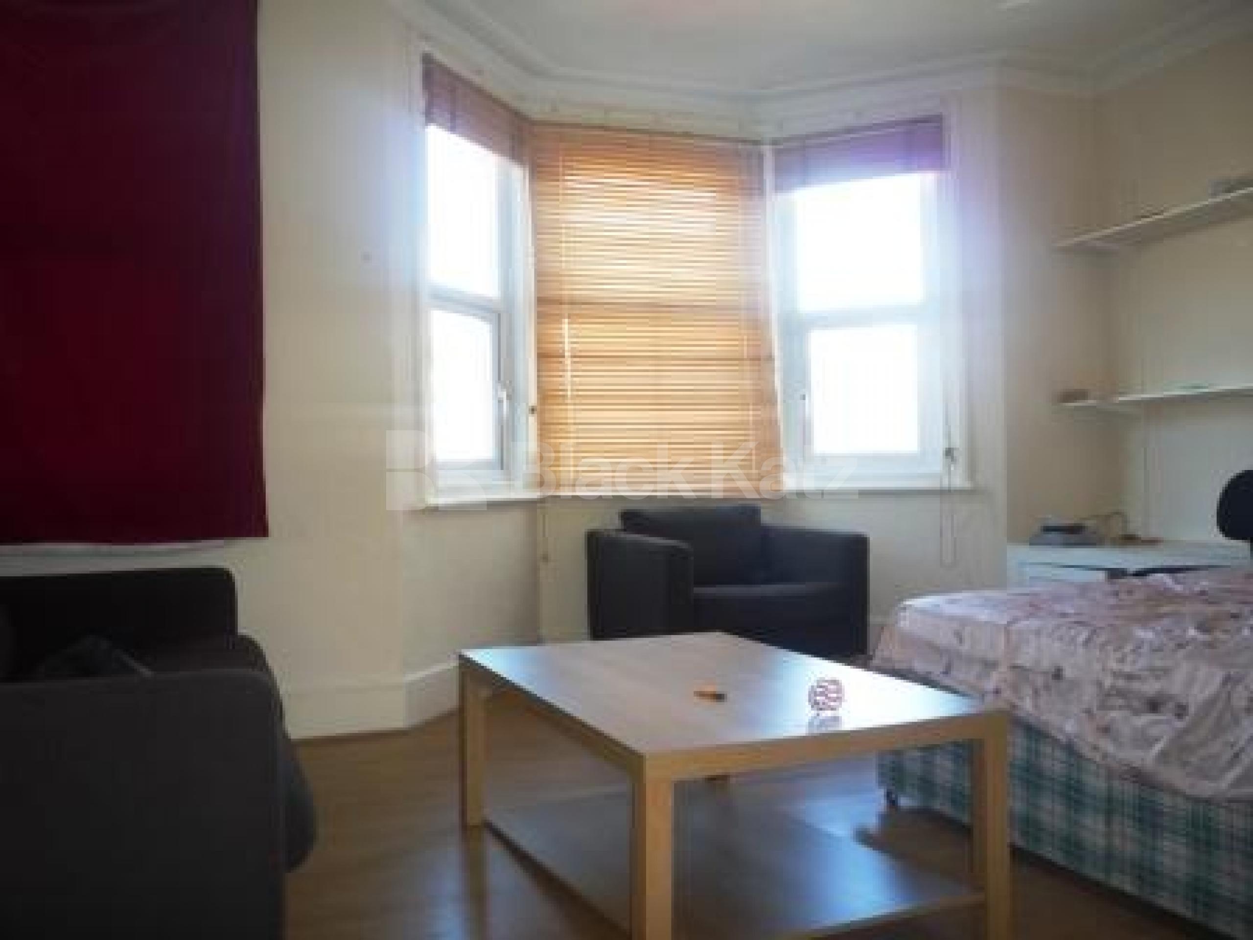 			NEW INSTRUCTION!, 2 Bedroom, 1 bath, 1 reception Flat			 Allison Road, HARRINGAY LADDER N8