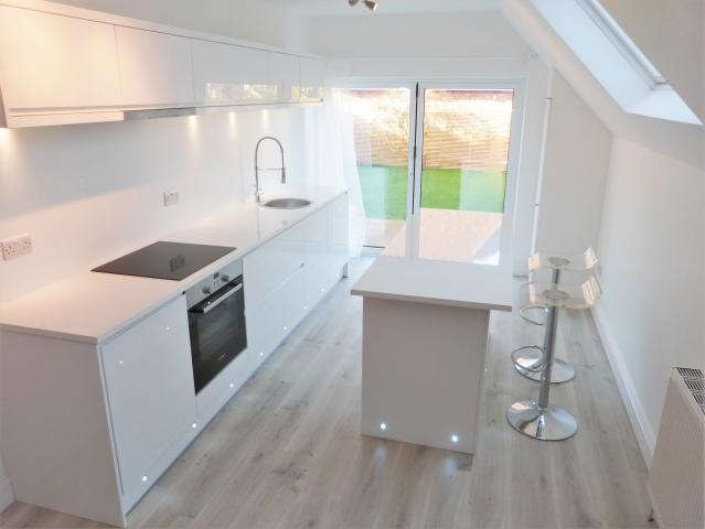 			BRAND NEW REFURBISHMENT, 2 Bedroom, 1 bath, 1 reception Flat			 Walm Lane, WILLESDEN GREEN