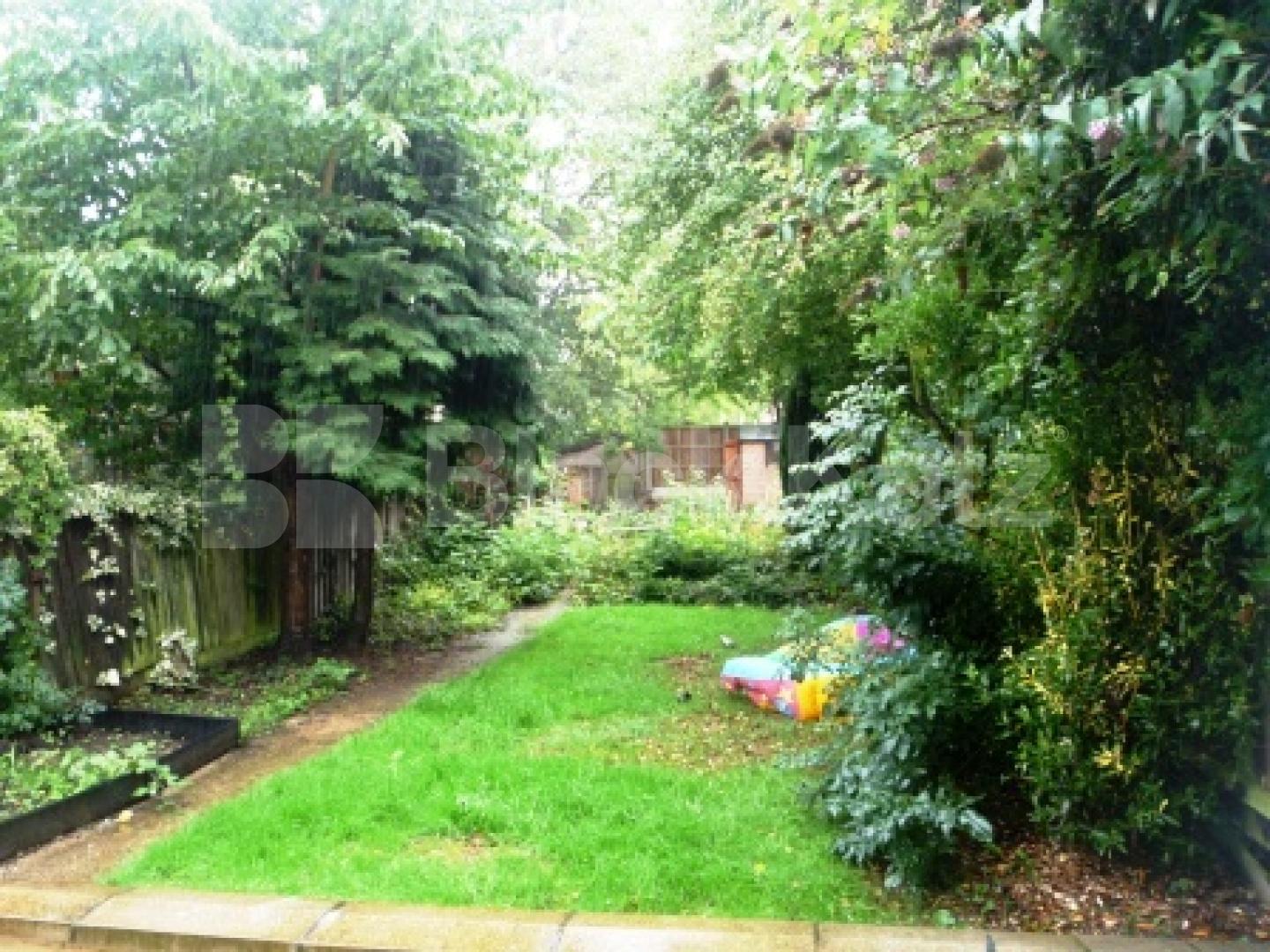 			2 Bedroom, 1 bath, 1 reception Flat			 Sutton Road, MUSWELL HILL