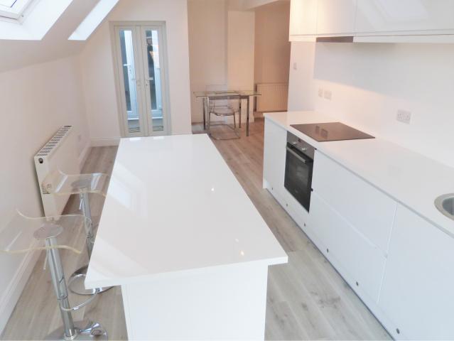 			BRAND NEW REFURBISHMENT, 2 Bedroom, 1 bath, 1 reception Flat			 Walm Lane, WILLESDEN GREEN