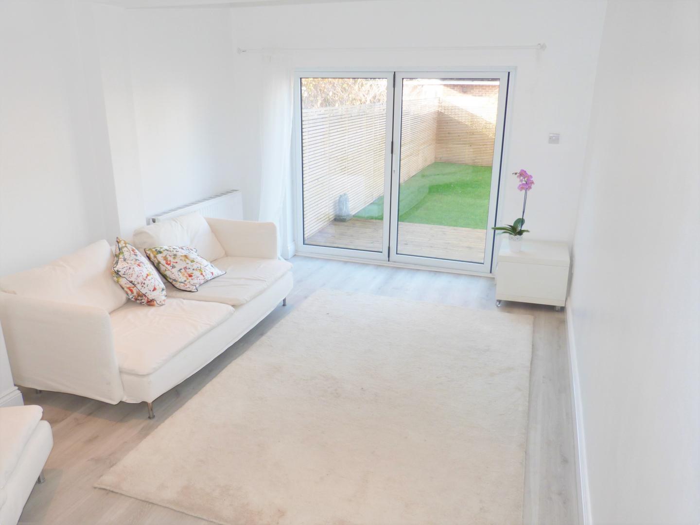 			BRAND NEW REFURBISHMENT, 2 Bedroom, 1 bath, 1 reception Flat			 Walm Lane, WILLESDEN GREEN