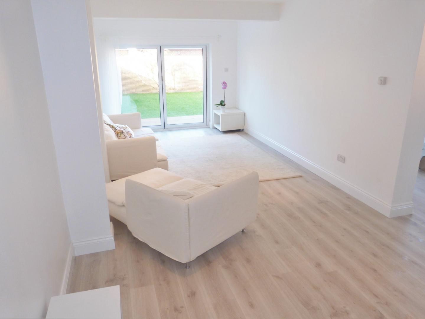 			BRAND NEW REFURBISHMENT, 2 Bedroom, 1 bath, 1 reception Flat			 Walm Lane, WILLESDEN GREEN