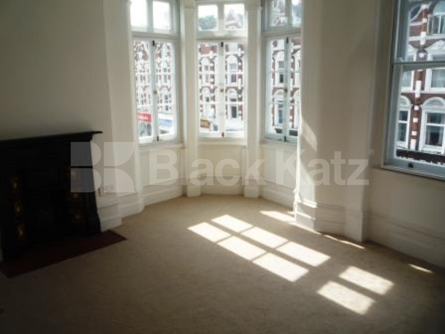 			1 Bedroom, 1 bath, 1 reception Flat			 Muswell Hill Broadway, MUSWELL HILL N10
