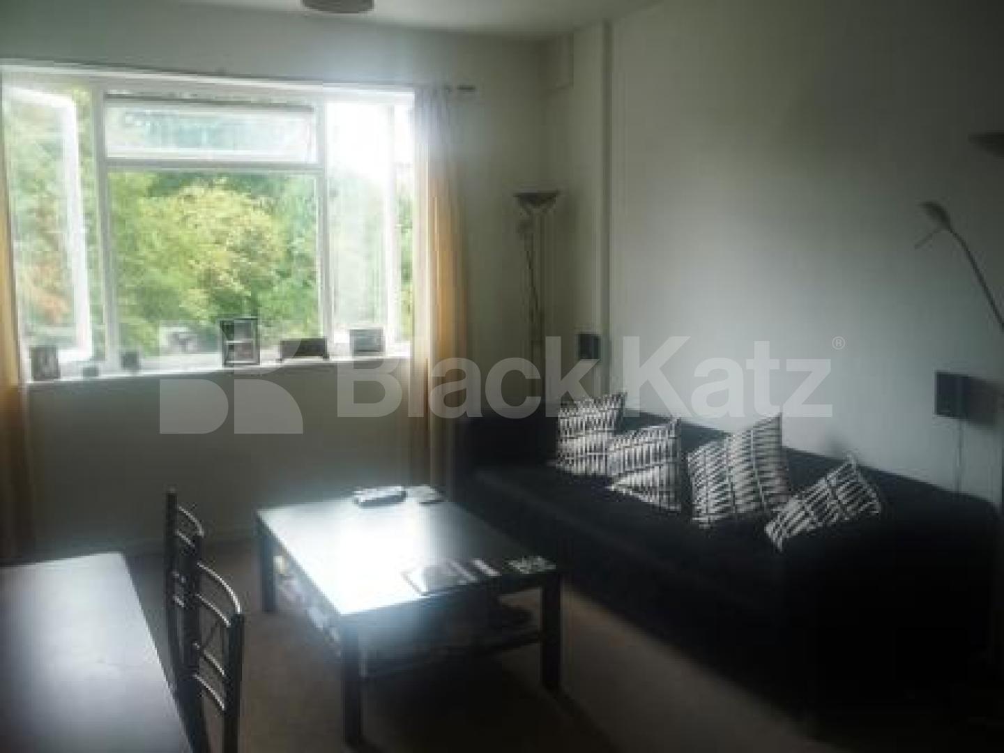 			1 Bedroom, 1 bath, 1 reception Flat			 Creighton Avenue, MUSWELL HILL