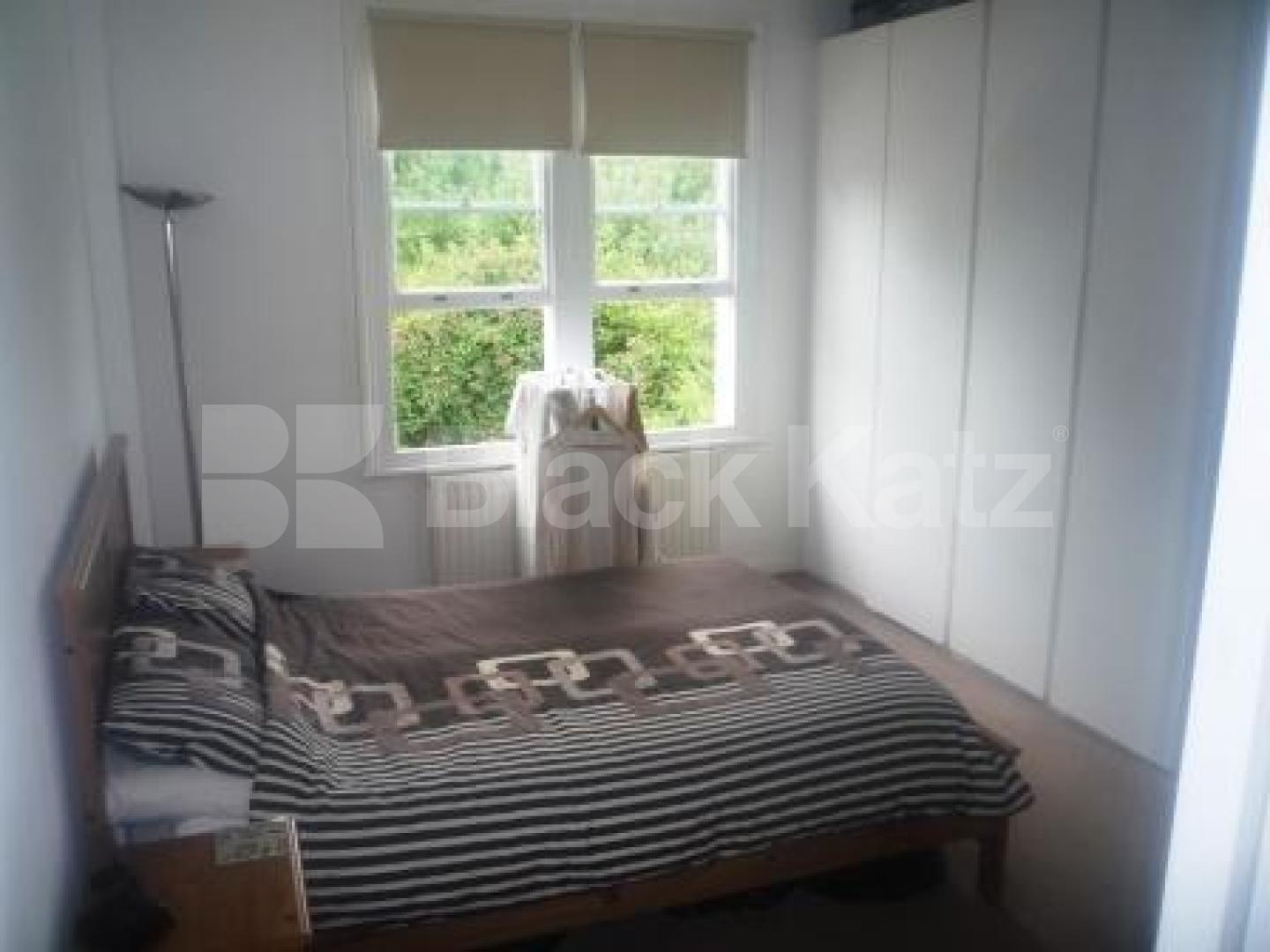 			1 Bedroom, 1 bath, 1 reception Flat			 Creighton Avenue, MUSWELL HILL