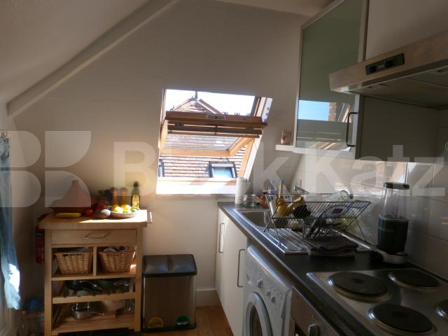 			Studio Apartment, 1 bath, 1 reception Flat			 Avenue Road, Highgate