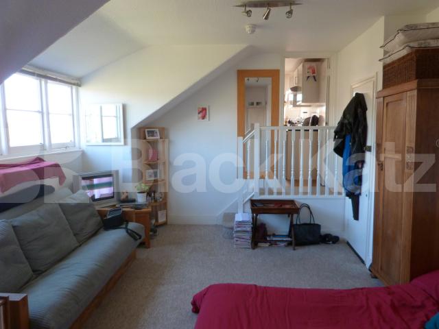 			Studio Apartment, 1 bath, 1 reception Flat			 Avenue Road, Highgate