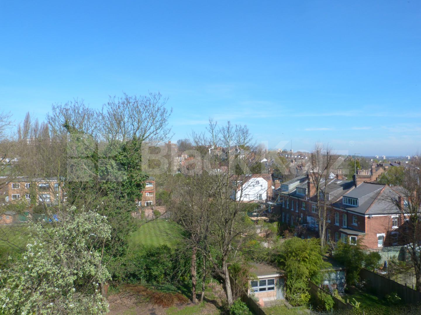 			Studio Apartment, 1 bath, 1 reception Flat			 Avenue Road, Highgate