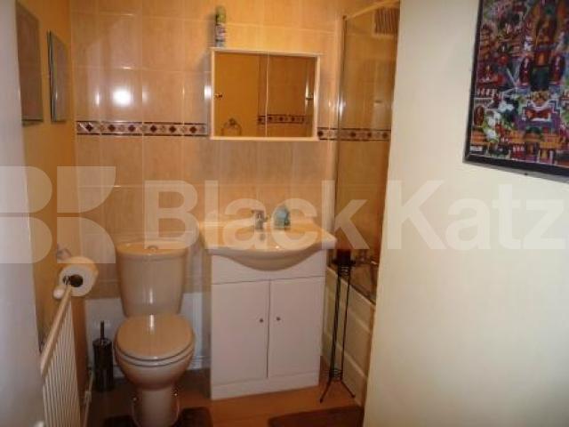 			2 Bedroom, 1 bath, 1 reception Flat			 Boyton Road, HORNSEY