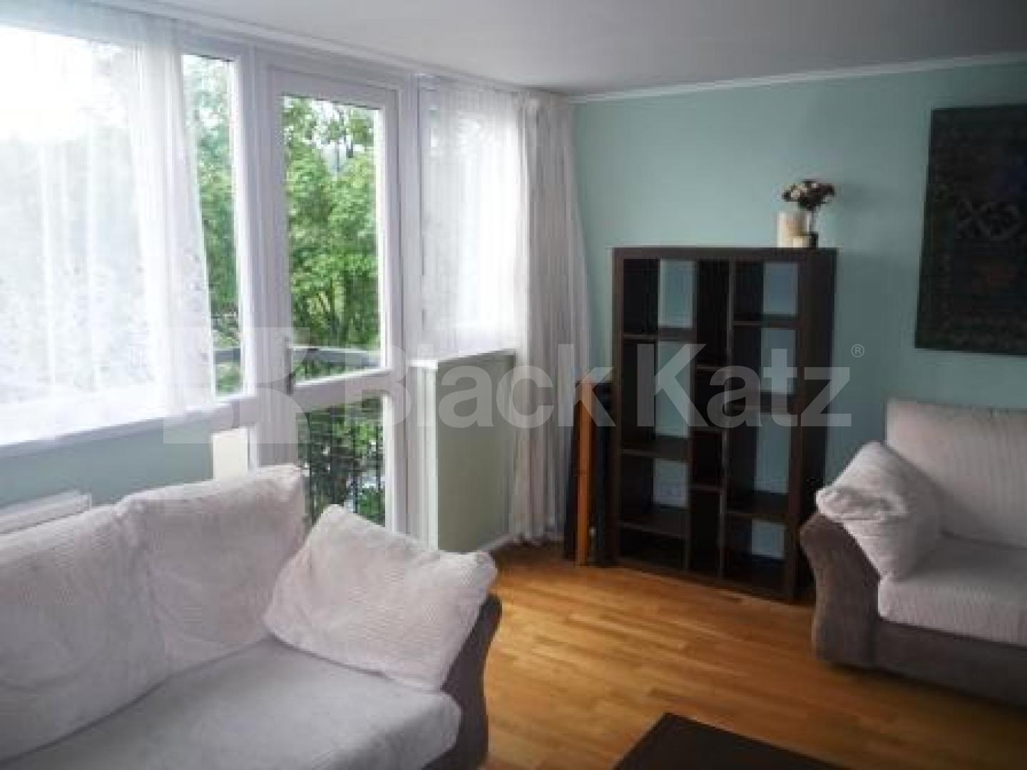 			2 Bedroom, 1 bath, 1 reception Flat			 Boyton Road, HORNSEY