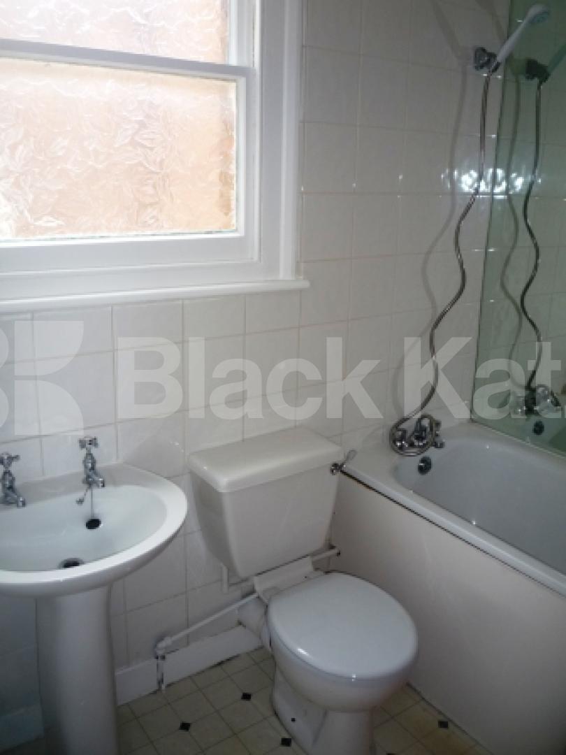 			2 Bedroom, 1 bath, 1 reception Flat			 Oakley Gardens, CROUCH END