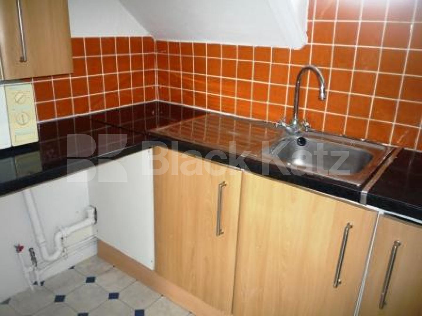 			2 Bedroom, 1 bath, 1 reception Flat			 Oakley Gardens, CROUCH END