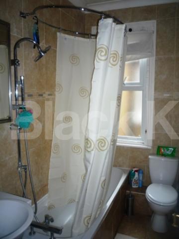 			2 Bedroom, 1 bath, 1 reception Flat			 Lyndhurst Road, WOOD GREEN