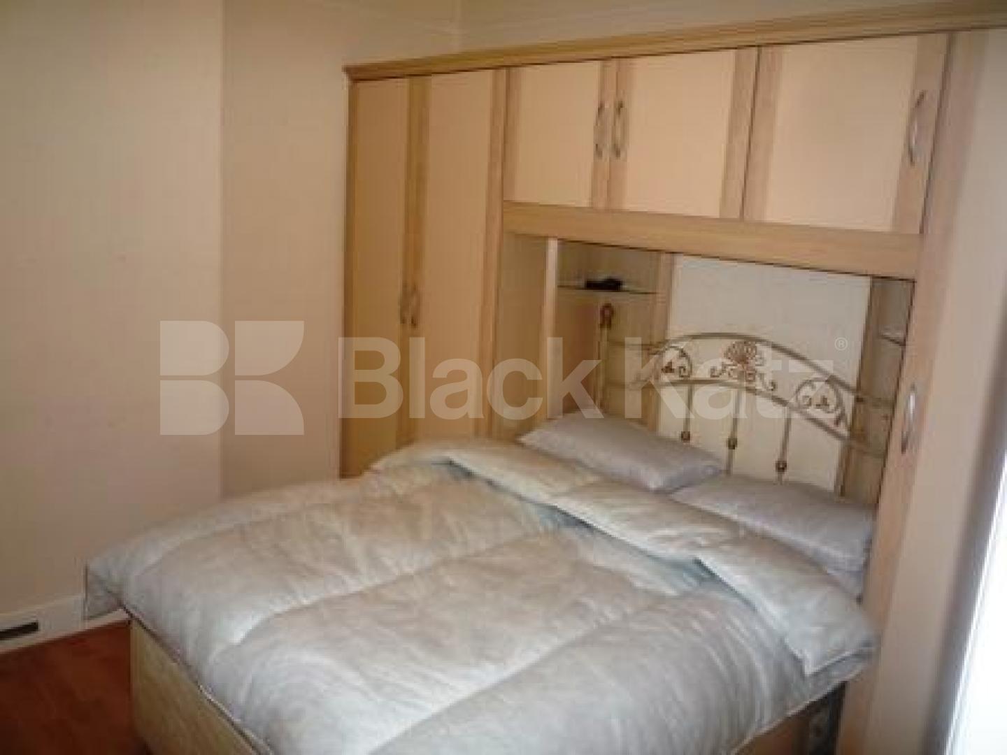 			2 Bedroom, 1 bath, 1 reception Flat			 Lyndhurst Road, WOOD GREEN