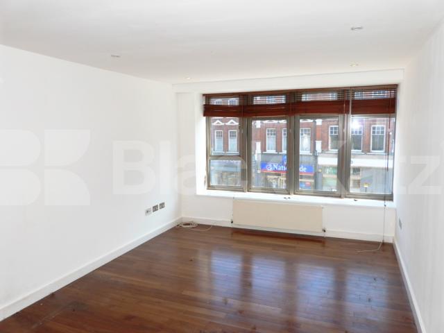 			2 Bedroom, 1 bath, 1 reception Serviced Apartments			 The Village Apartments, CROUCH END