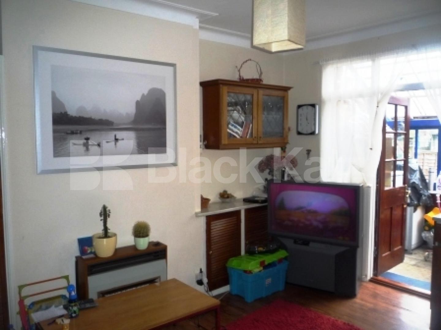 			4 Bedroom, 1 bath, 1 reception Semi-Detached House			 Boundary Road, TURNPIKE LANE