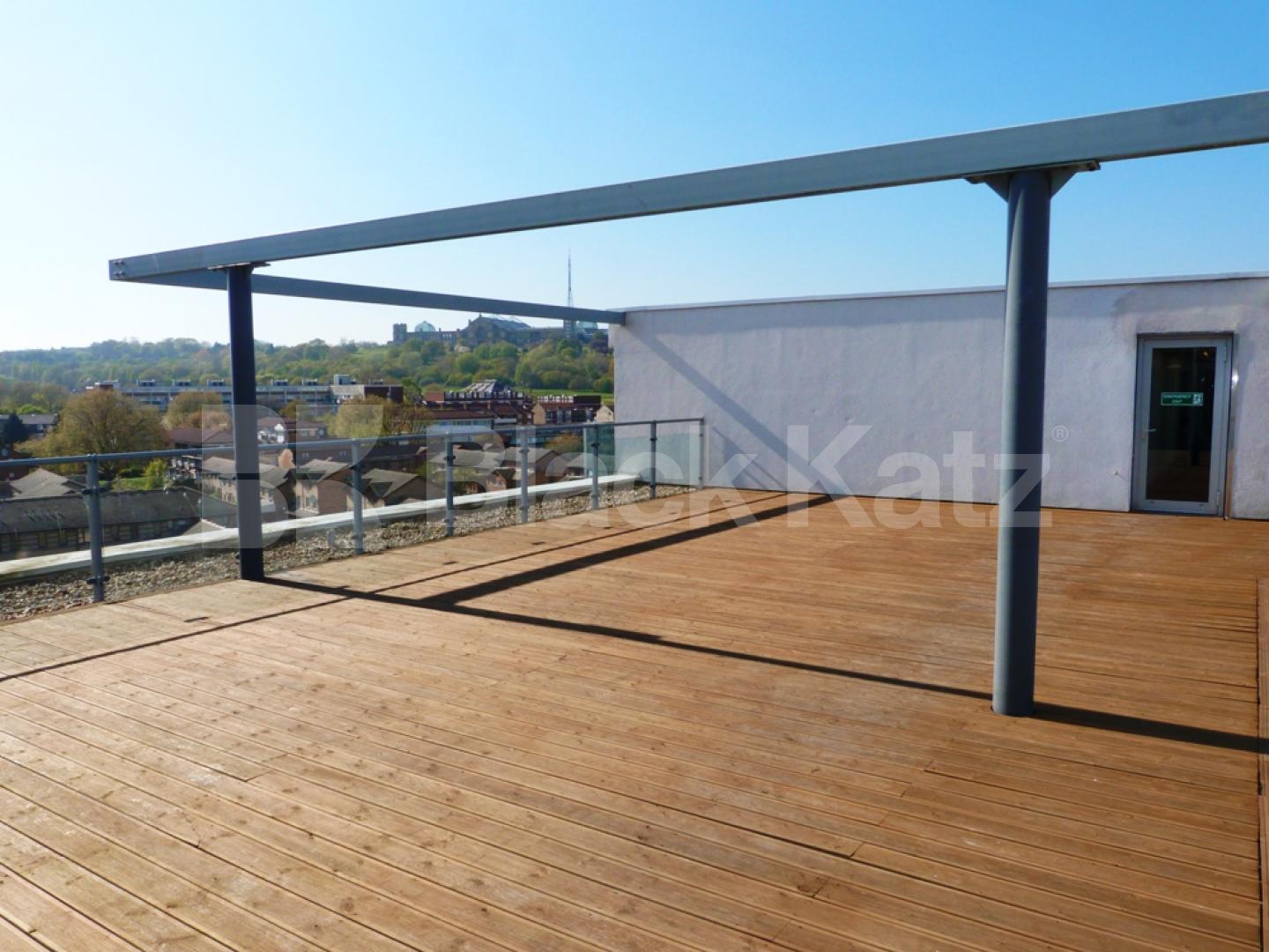 			2 Bedroom, 1 bath, 1 reception Apartment			 New River Village Apartments, Hornsey