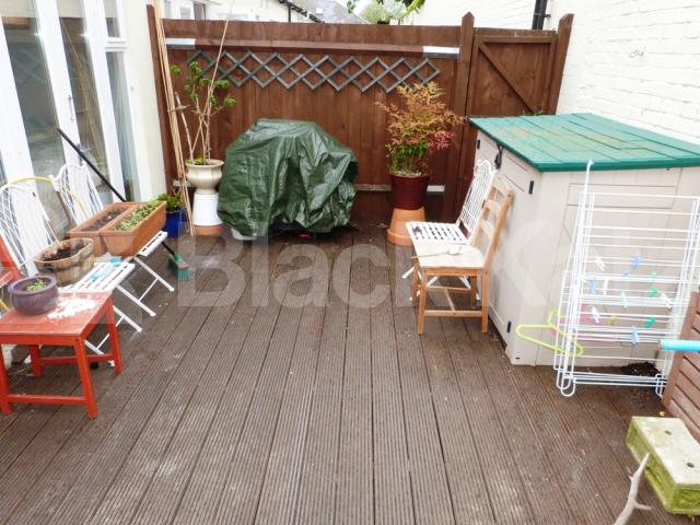 			Fantastic Property !, 2 Bedroom, 1 bath, 1 reception Flat			 Primezone Mews, Crouch End