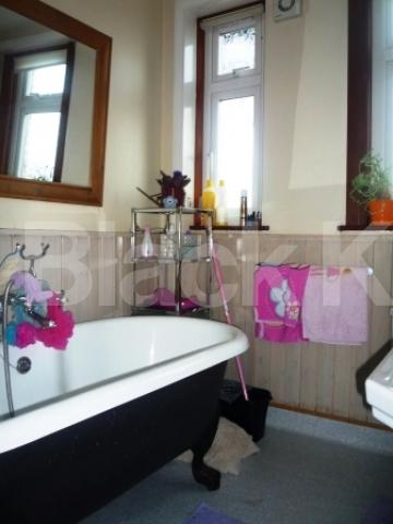 			Only 1 month's deposit instead of 6 weeks saving £608!, 2 Bedroom, 1 bath, 1 reception Flat			 Muswell Hill Broadway, MUSWELL HILL