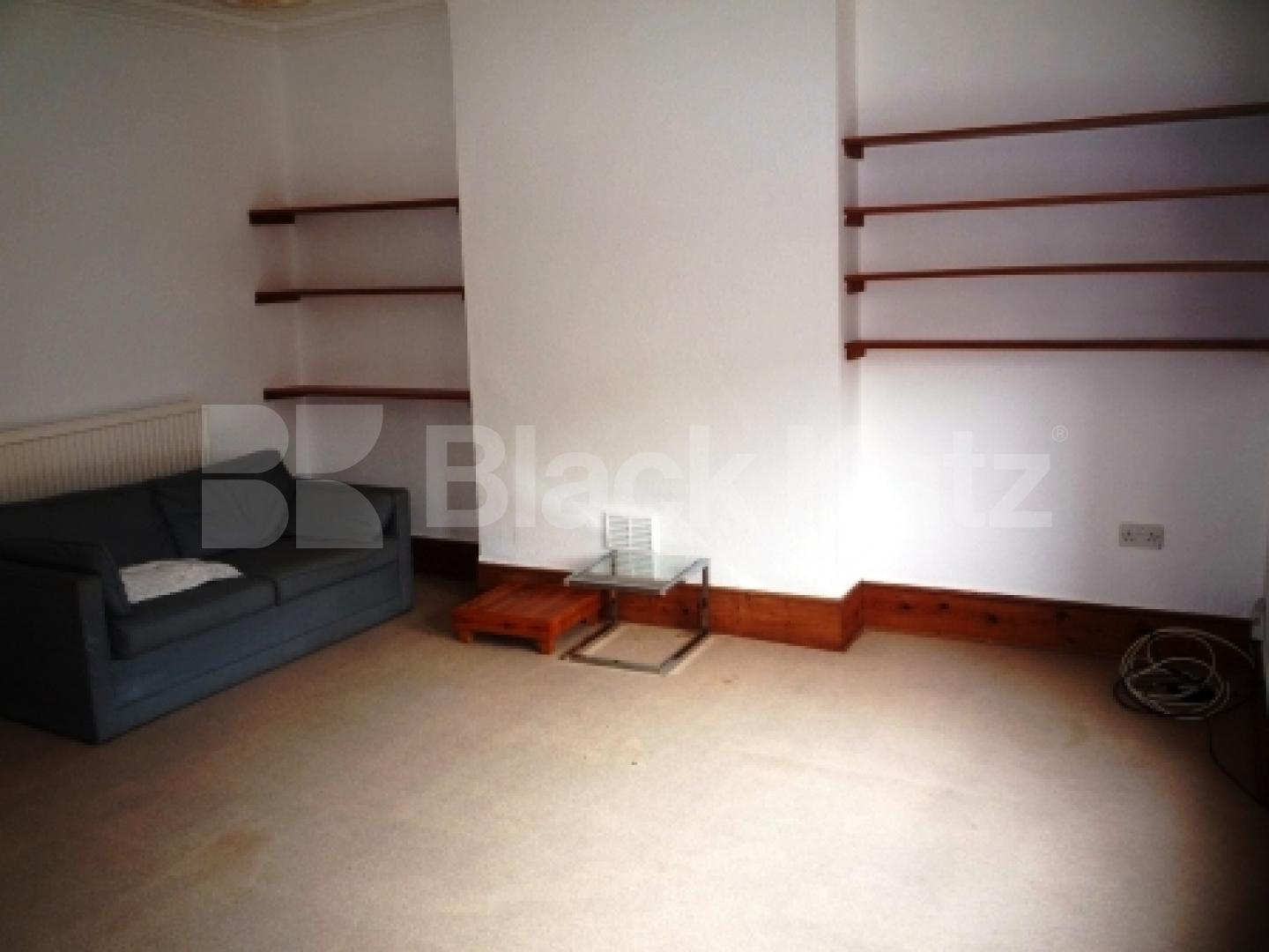 			2 Bedroom, 1 bath, 1 reception Flat			 Cecile Park, CROUCH END