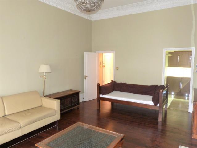 			UNDER OFFER , 2 Bedroom, 1 bath, 1 reception Flat			 Sutherland Avenue, MAIDA VALE / WARWICK AVENUE