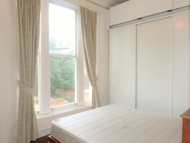 			UNDER OFFER , 2 Bedroom, 1 bath, 1 reception Flat			 Sutherland Avenue, MAIDA VALE / WARWICK AVENUE