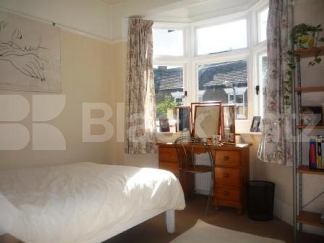 			Available now, 3 Bedroom, 1 bath, 1 reception Maisonette			 Terrick Road, Alexandra Palace