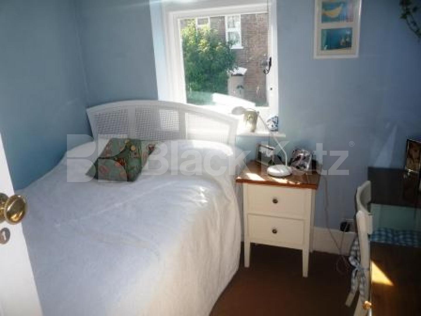 			Available now, 3 Bedroom, 1 bath, 1 reception Maisonette			 Terrick Road, Alexandra Palace