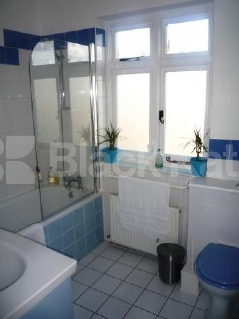 			Available now, 3 Bedroom, 1 bath, 1 reception Maisonette			 Terrick Road, Alexandra Palace