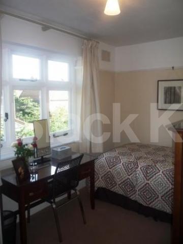 			Available now, 3 Bedroom, 1 bath, 1 reception Maisonette			 Terrick Road, Alexandra Palace